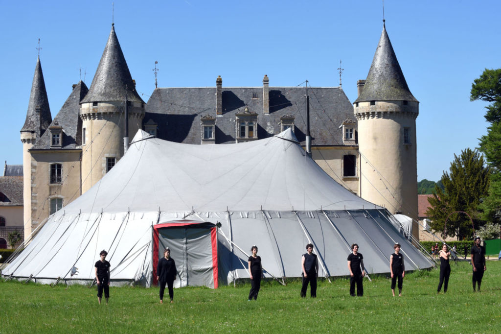ACADEMIE DE L'UNION.
Stage jonglage Elsa Guérin.
Le Sirque à Nexon.
26 05 2017
©Tristan Jeanne-Valès