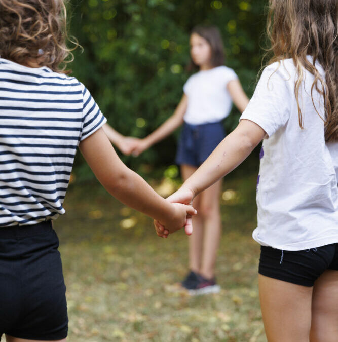 ATELIERS 6-10 ANS & 11-17 ANS